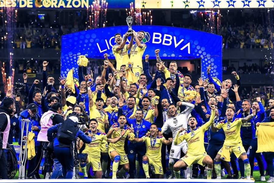 Gobernador de Tabasco equipara el uso de playeras de cárteles con la indumentaria del Club América