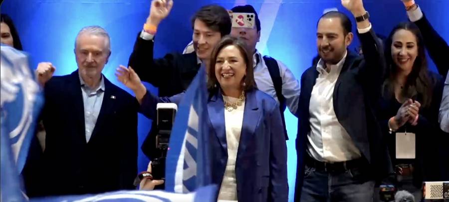 Xóchitl Gálvez recibe constancia como candidata presidencial del PAN
