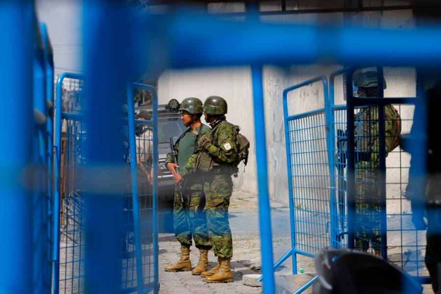 Hallan celdas VIP, discoteca y piscina en una cárcel de Ecuador