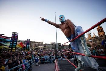 Reúnen INJUVE y Big Lucha a más de 10 mil personas en el corazón de la capital