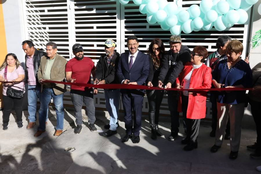 Jefe de Gobierno de la Ciudad de México entrega viviendas de onterés social en Gustavo A. Madero