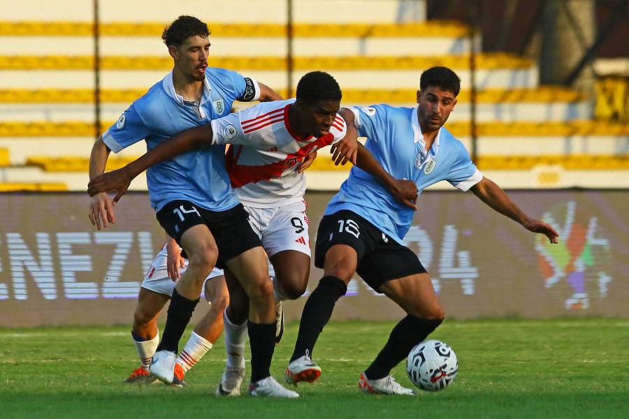 Uruguay vence 3-0 a Perú en el Preolímpico y reza por empate entre Argentina y Chile