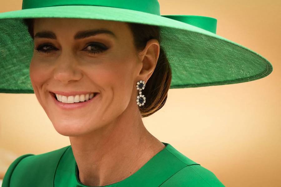En ausencia de Carlos III, una reina Camila m&aacute;s visible