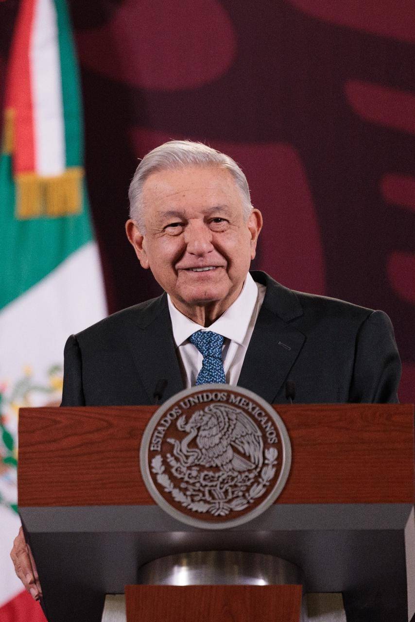 AMLO se pronuncia por democracia de consulta ciudadana, en vez de amparos, para dirimir desacuerdo en corridas de toros