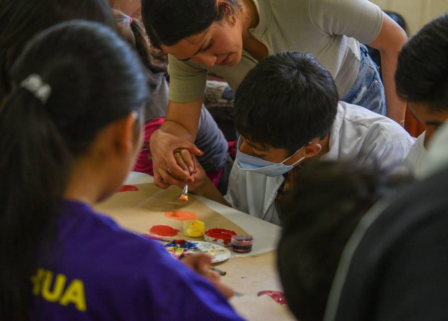 Victorias en amparos a favor de niños con discapacidad auditiva