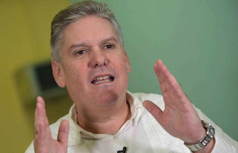 Ministro de econom&iacute;a de Cuba Alejandro Gil es destituido en plena crisis del combustible