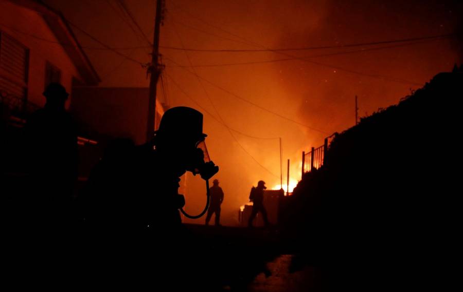 Al menos 19 muertos dejan incendios forestales en Chile