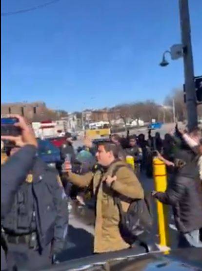 Militantes de Morena protestan nuevamente en evento de Xóchitl Gálvez