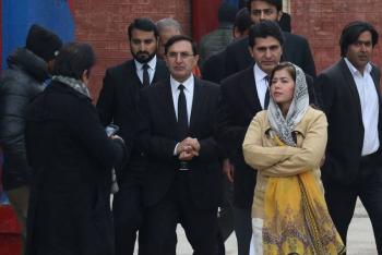 Un tribunal pakistaní declara ilegal el tercer matrimonio del ex primer ministro Imran Khan