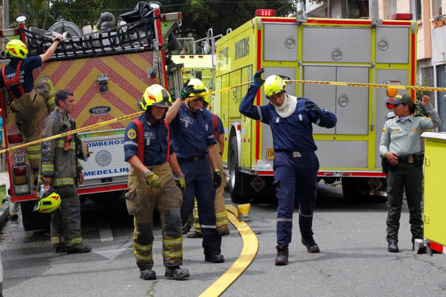 Emergencias en Cali y Barranquilla movilizan a bomberos por incendio