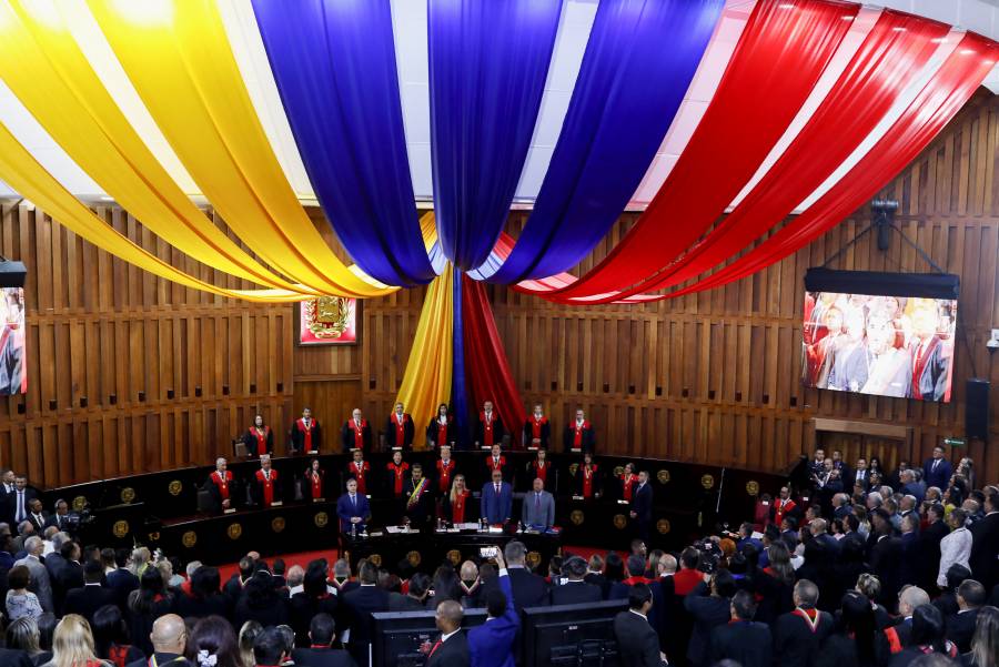 Parlamento venezolano elabora propuesta de fecha para elecciones presidenciales