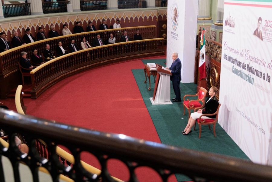 AMLO enumera sus 20 iniciativas de reforma