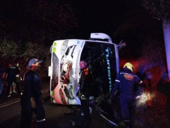 Grave accidente de bus en Atlántico deja dos menores fallecidos y 25 heridos