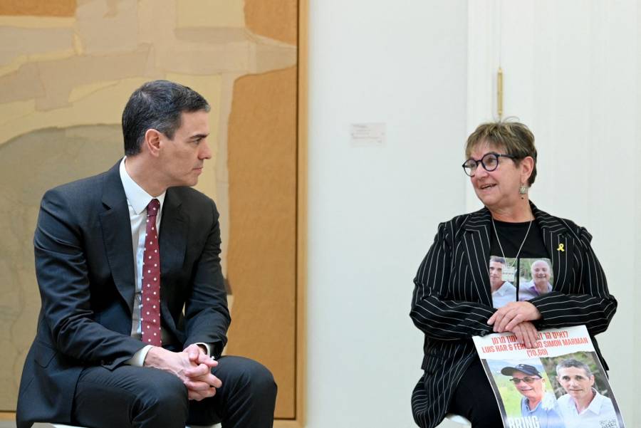 Jefe de gobierno espa&ntilde;ol recibe a familiares de rehenes israel&iacute;es retenidos por Ham&aacute;s