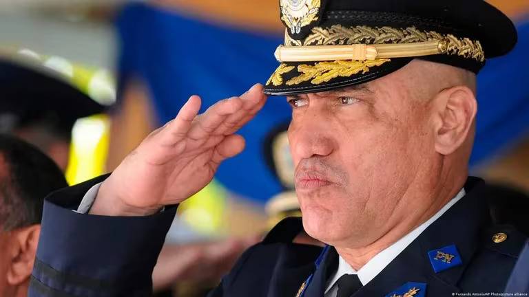 Exjefe de la policía de Honduras se declara culpable de narcotráfico en Nueva York
