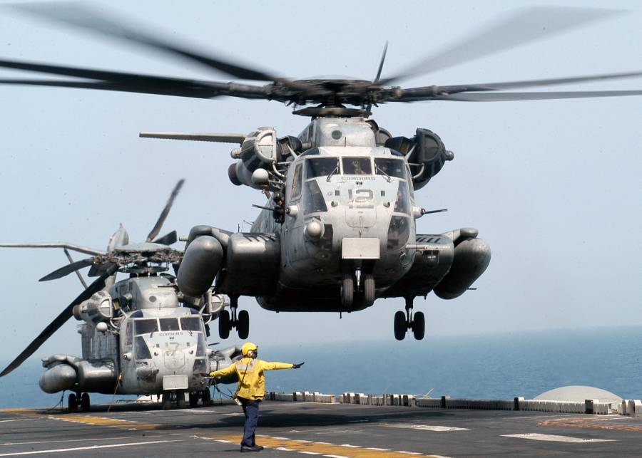 Hallan helic&oacute;ptero desaparecido en EEUU pero buscan a cinco militares que iban a bordo