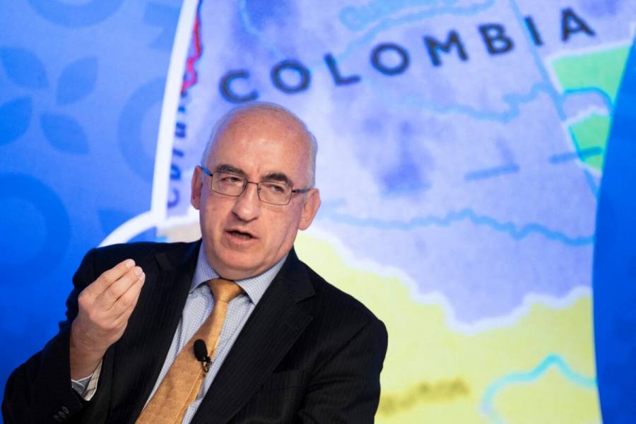 Gerente de BanRep aboga por mesura sobre baja de las tasas de inter&eacute;s en Colombia