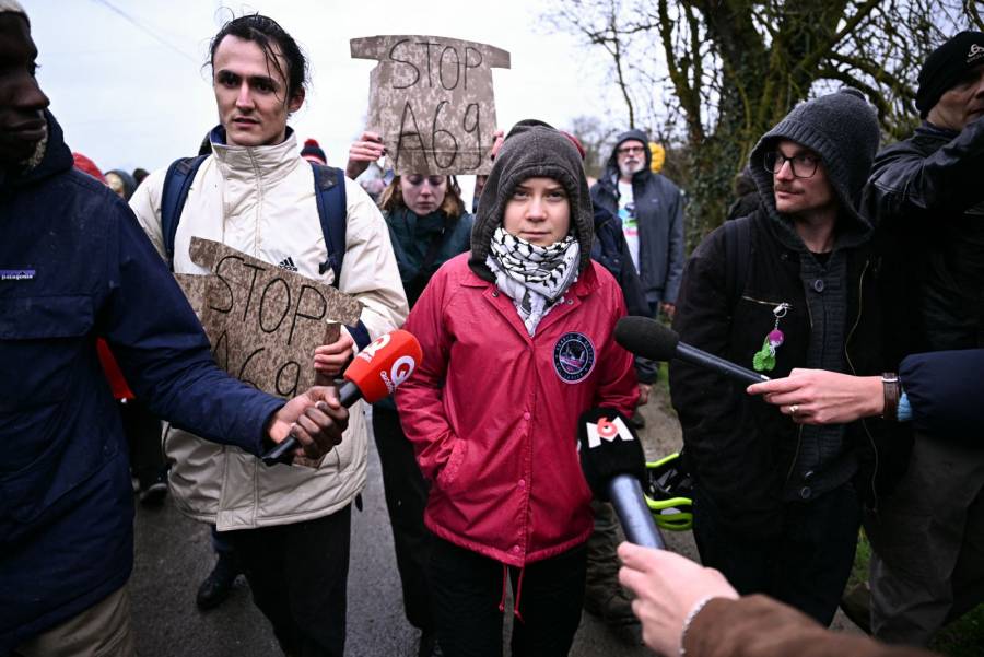 Greta Thunberg se une a protesta contra la construcción de una autopista en Francia