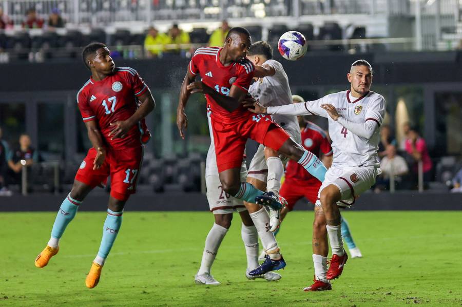 A fuerza de goles, el colombiano Cambindo gana protagonismo con el Necaxa