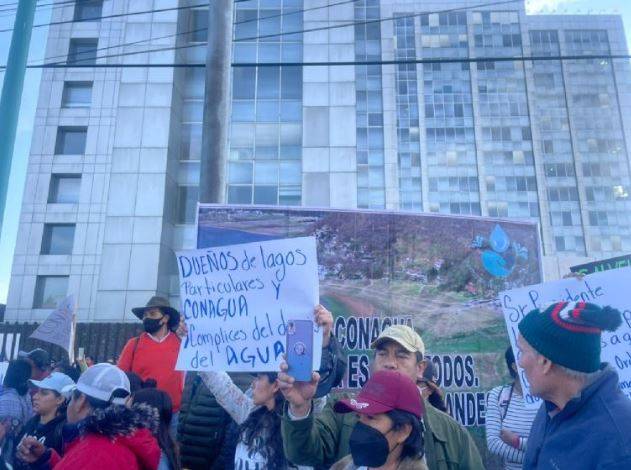 Protesta por escasez de agua en Valle de Bravo paraliza Avenida Insurgentes