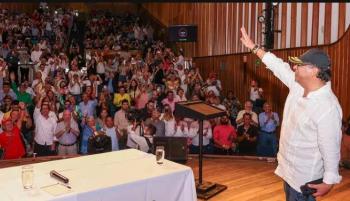 Gustavo Petro denuncia pr&aacute;cticas de bloqueo interno al presupuesto nacional