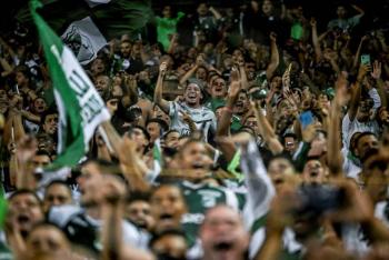 Detenidos en Espa&ntilde;a doce hinchas colombianos por agredir a aficionados rivales