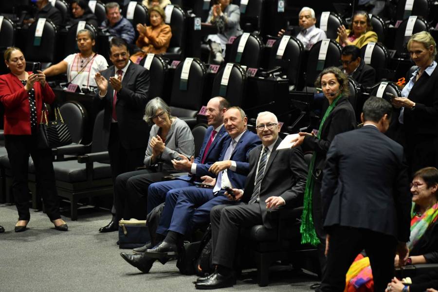 Presentan candidatos a diputados de la coalición Sigamos Haciendo Historia para las Elecciones de 2024