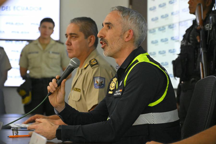 Agentes espa&ntilde;oles interceptan narcolancha con cuatro toneladas de coca&iacute;na