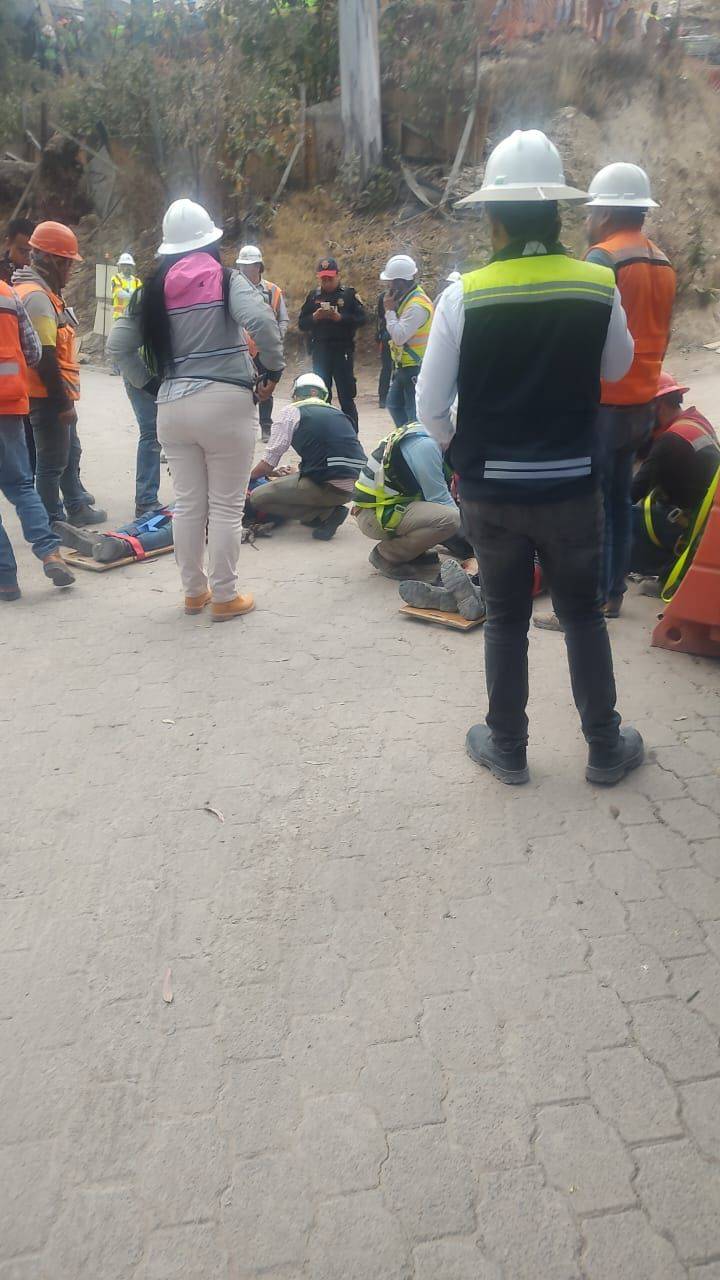 Una personas muerta y otra herida tras caída desde plataforma en obras del Tren Interurbano México-Toluca