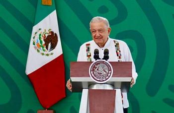 “Lo veo muy bien, todo debemos contribuir en conseguir la paz”, dice AMLO sobre di&aacute;logo fallido entre religiosos y delincuencia
