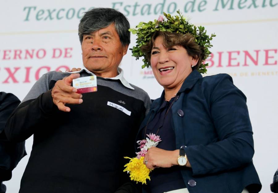Delfina Gómez entrega pensión a los adultos mayores del oriente del Estado de México