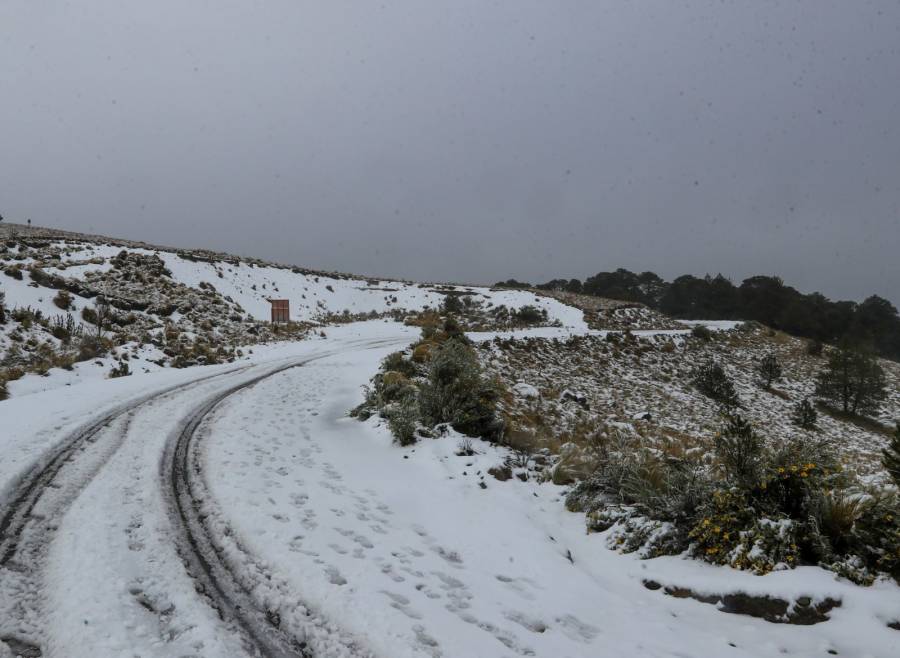Nevado de Toluca cerrado por condiciones clim&aacute;ticas extremas
