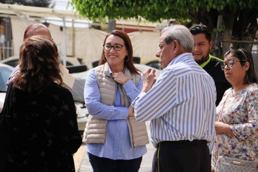 Azucena Cisneros realizar&aacute; asambleas en respaldo a reformas de AMLO