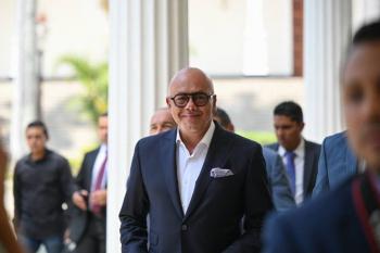 Gobierno y oposici&oacute;n de Venezuela buscan 