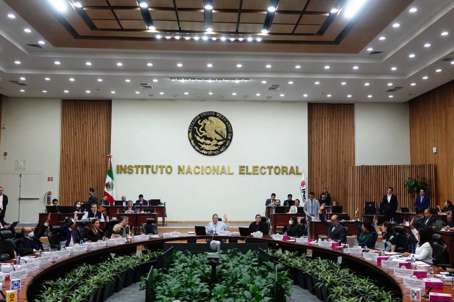 El INE aprueba el uso de preguntas ciudadanas videograbadas para el segundo debate presidencial