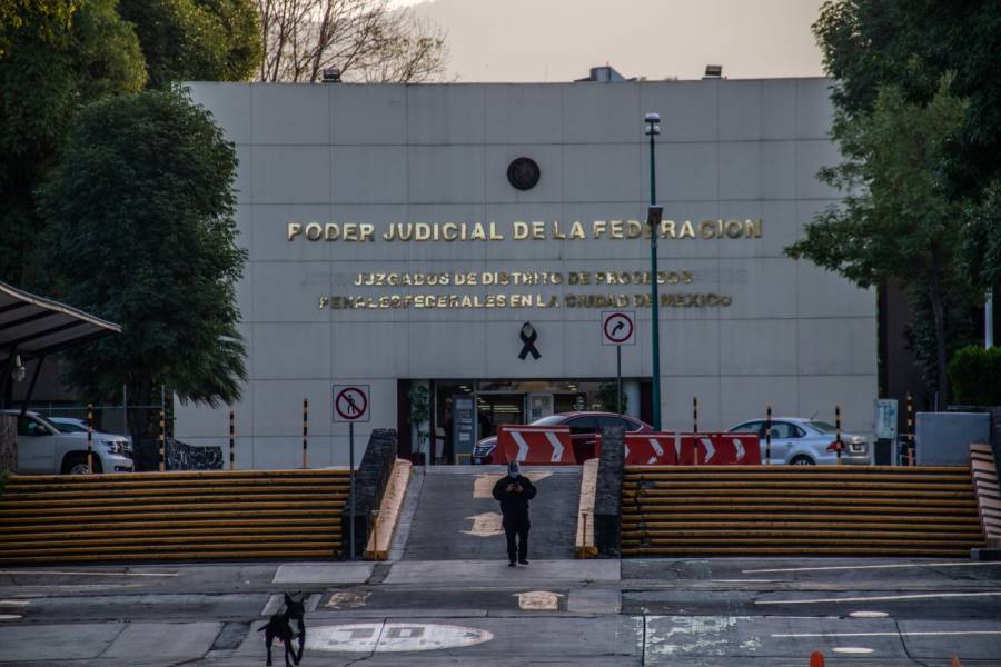 Emilio Lozoya Austin sale del Reclusorio Norte tras dos años de prisión por casos de corrupción