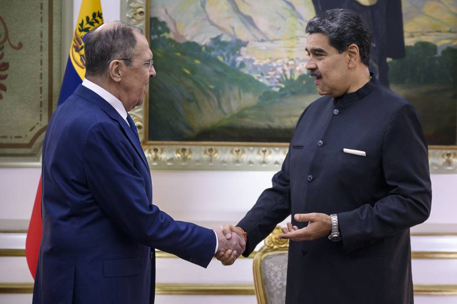 Venezuela y Rusia amplían su cooperación petrolera y plantean el uso de energía nuclear