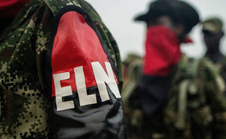 Guerrilla del ELN anuncia que congela diálogos de paz con gobierno de Colombia