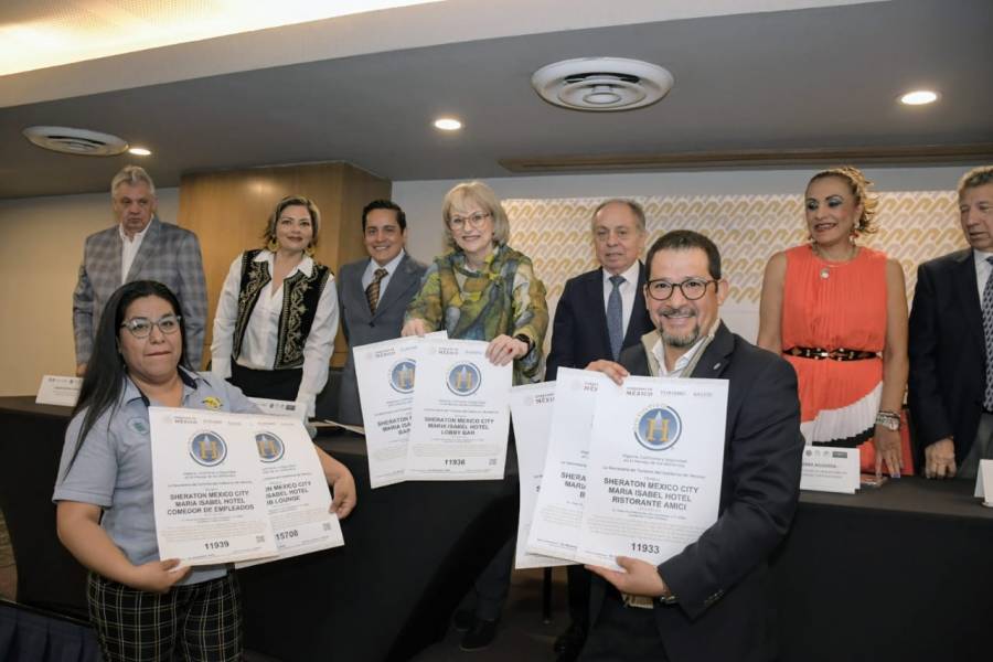 Entrega Turismo CDMX certificaciones para impulsar la excelencia en el sector