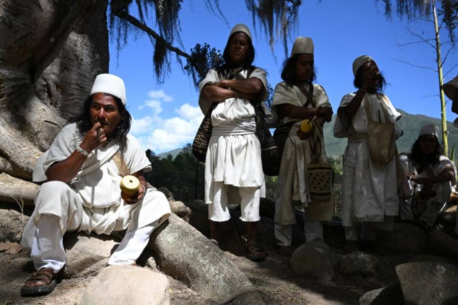 Cambio climático y violencia armada amenazan la sagrada Sierra Nevada de Colombia