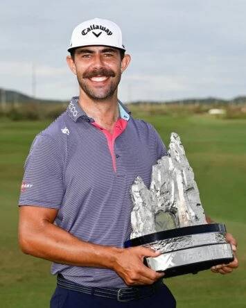 Sudafricano Van Rooyen toma liderato en la primera jornada del México Open