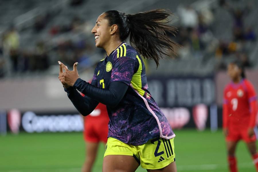 Colombia se impone a Panamá en su debut en Copa Oro femenina