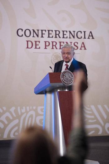 AMLO revela que The New York Times hace un reportaje sobre que recibi&oacute; financiamiento del narco en 2018; es falso, contesta