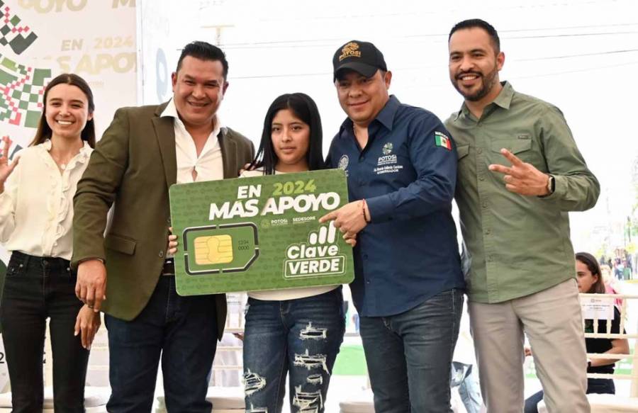 Jóvenes de región Media reciben programa Calve Verde