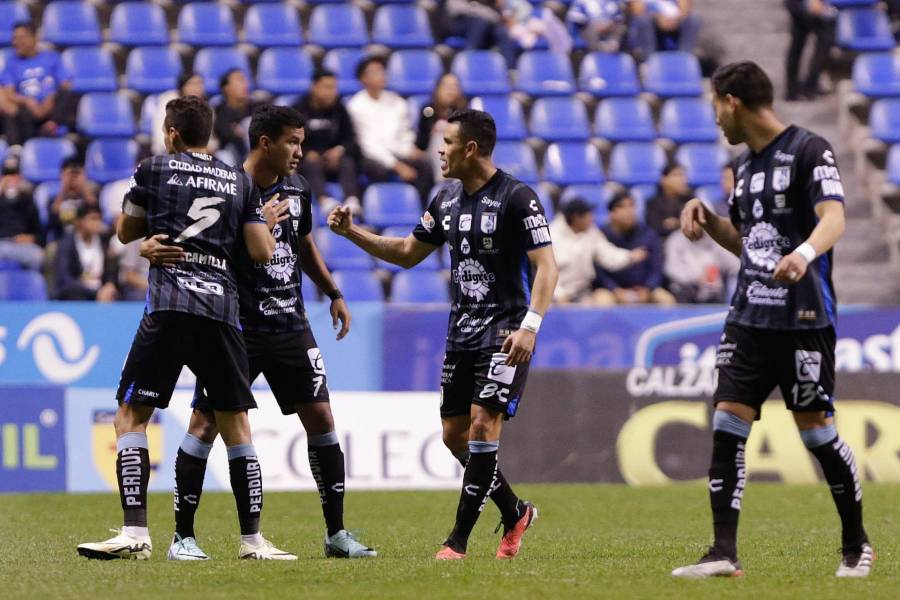 Gallos Blancos termina su mala racha y vence al Puebla en el Estadio Cuauhtémoc