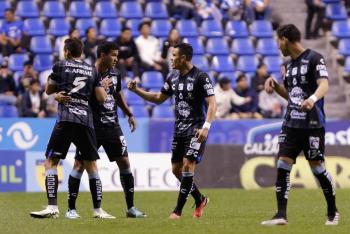 Gallos Blancos termina su mala racha y vence al Puebla en el Estadio Cuauht&eacute;moc