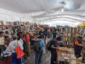 Arranca la Feria del Libro de Ocasi&oacute;n en el Centro de la CDMX
