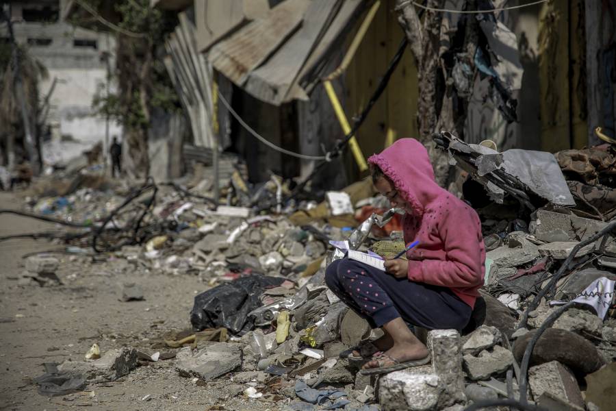 Gobierno de la Autoridad Palestina renuncia y aumenta presión sobre Abás en plena guerra de Gaza