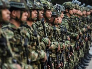 Asonada al Ej&eacute;rcito deja 15 militares lesionados en Caloto, Cauca