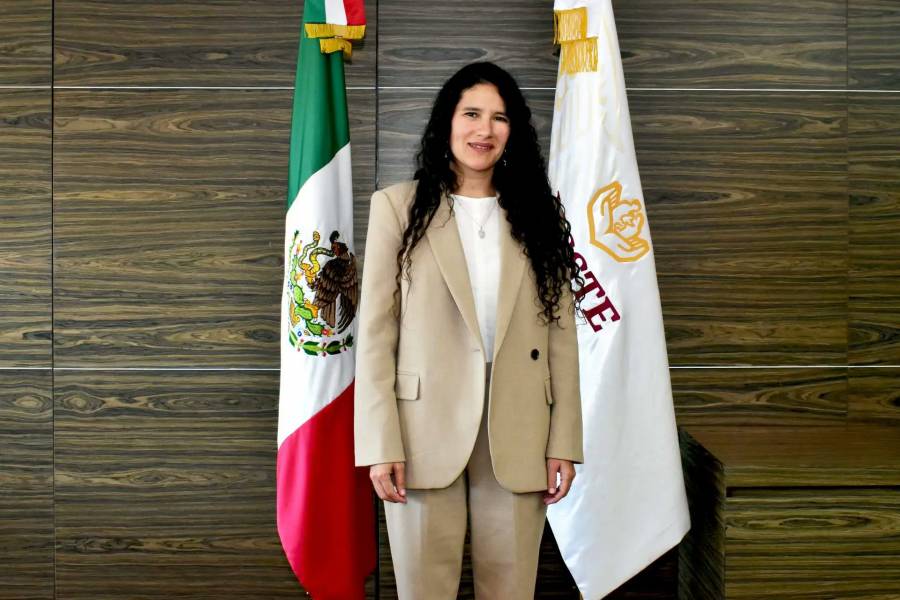 Bertha Alcalde Luján asume la Dirección General del ISSSTE